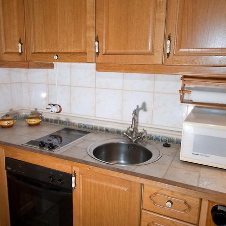 One Bedroom Appartement With Enclosed Garden And Wifi At Эспот Экстерьер фото