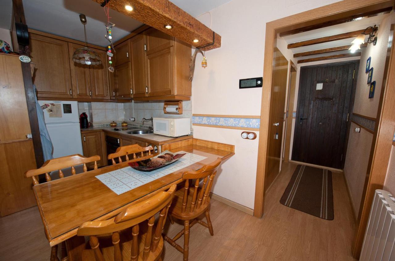 One Bedroom Appartement With Enclosed Garden And Wifi At Эспот Экстерьер фото